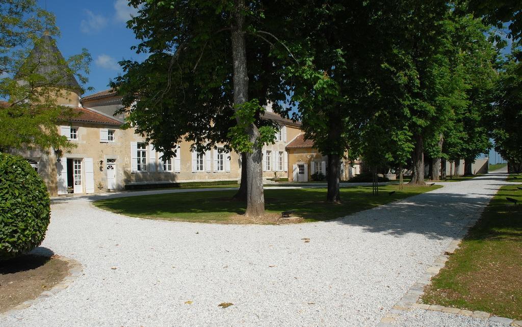 Le Logis Du Pere Ξενοδοχείο Saint-Coutant-le-Grand Εξωτερικό φωτογραφία