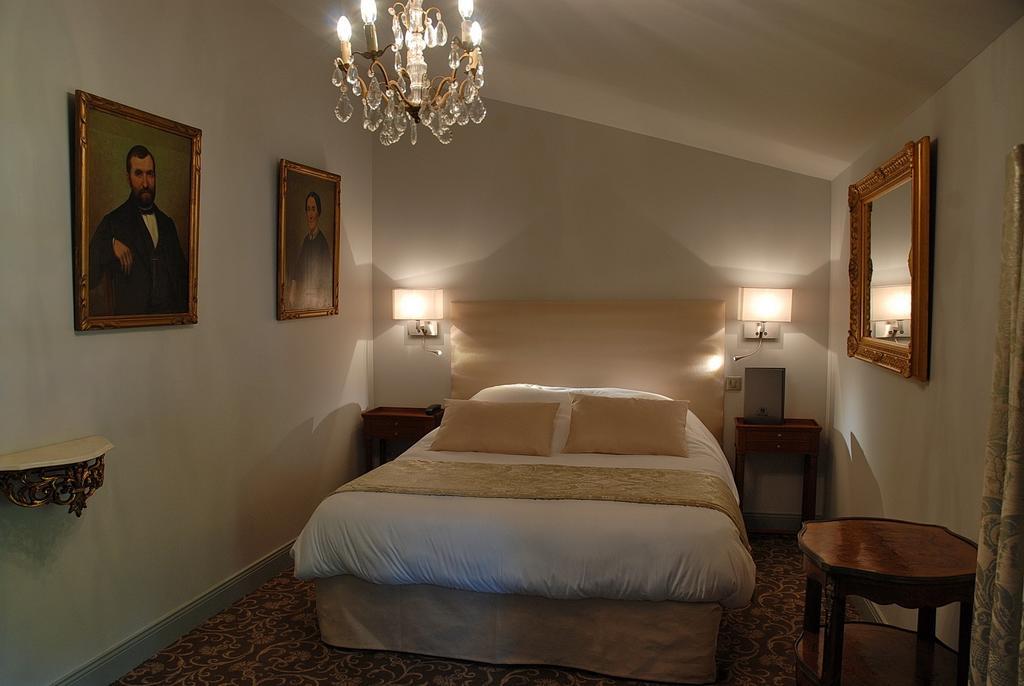 Le Logis Du Pere Ξενοδοχείο Saint-Coutant-le-Grand Εξωτερικό φωτογραφία